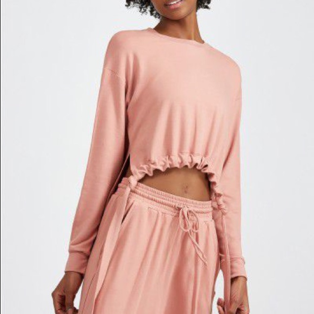 Like new Cale sweatshirt size small